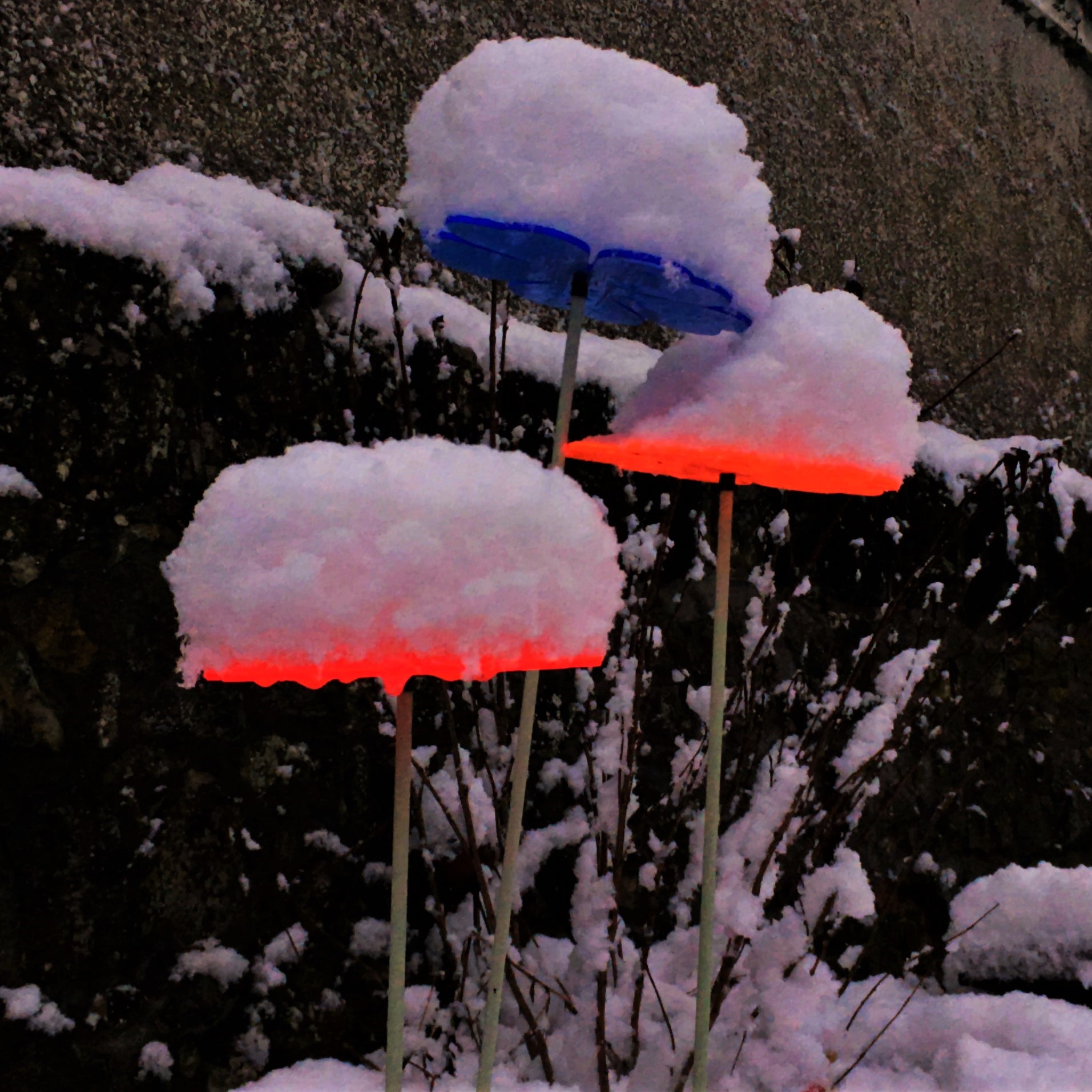 Large Garden Décor Ornaments Set of 3 'Double Blossoms' - Image 2