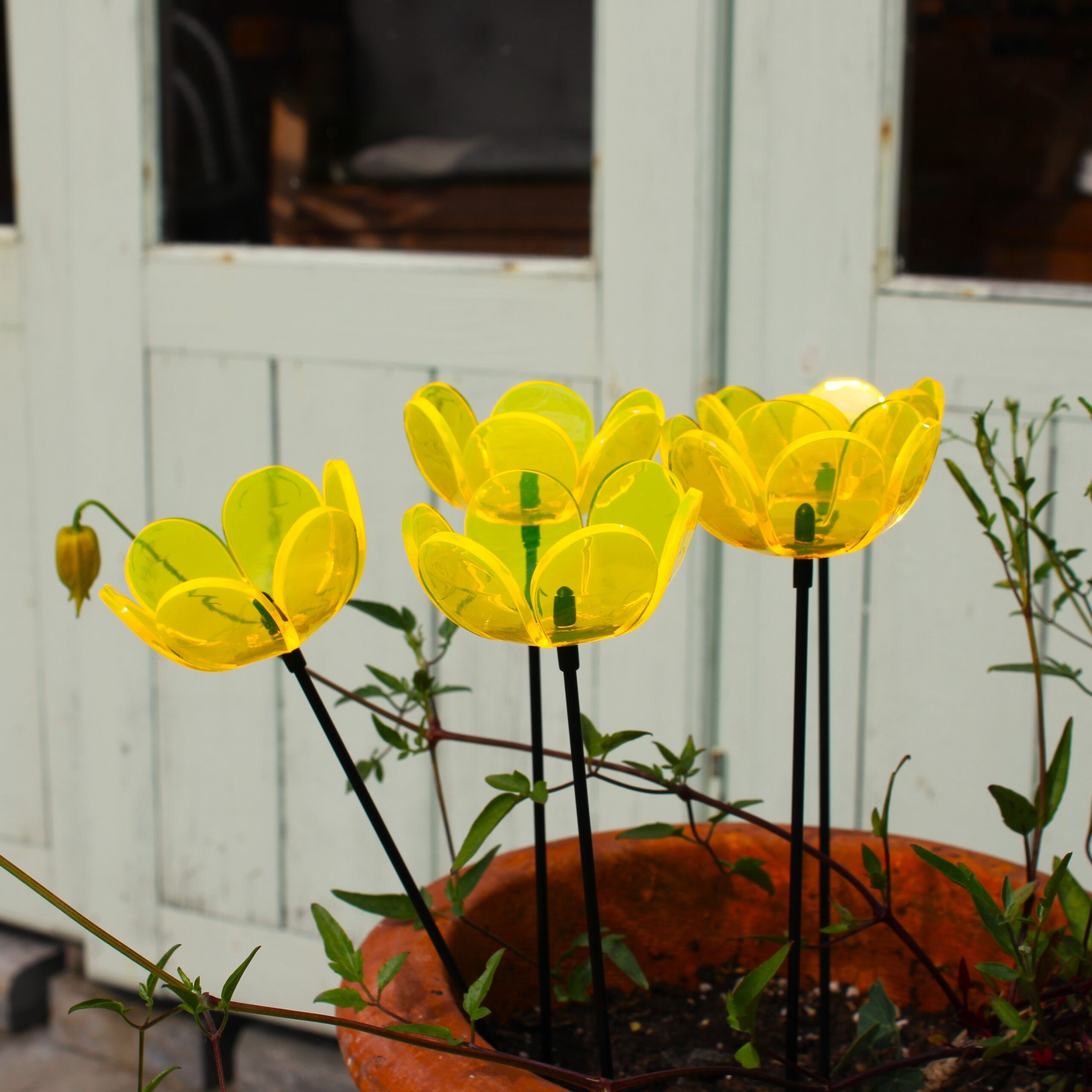 Small SunCatcher Garden Décor Ornament Set of 5 'Tulip' - Image 9