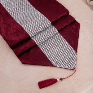 Diamante Crushed Ice Velvet Table Runner (Red- 32x180cm)