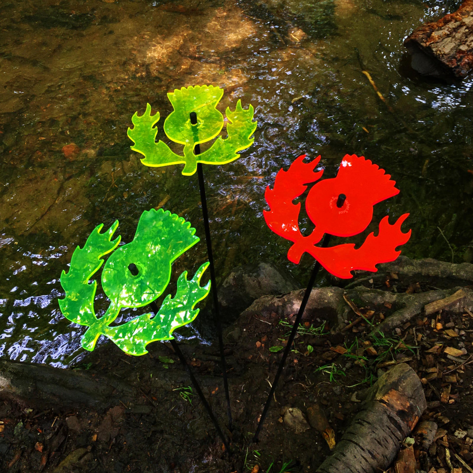 Large Garden Decor Ornaments Set of 3 'Scottish Thistles' - Image 8